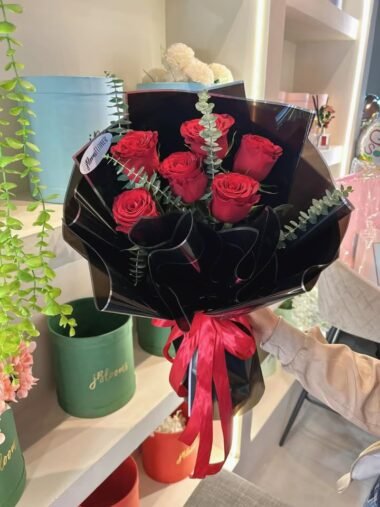 7 Stems (Black Wrap)