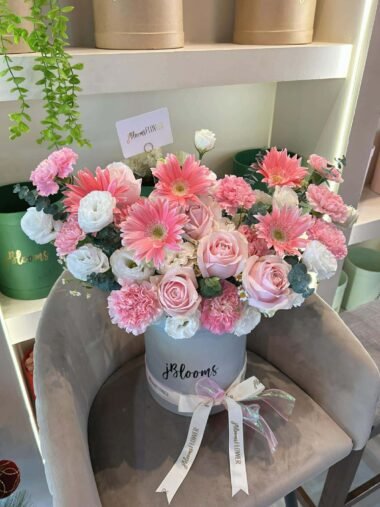 BLOOMING QUEEN
