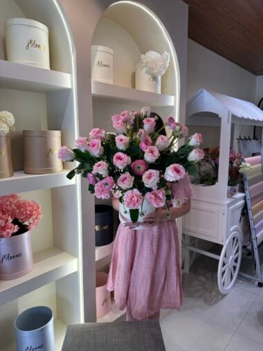 ROSES ANS RUNUNCULUS
